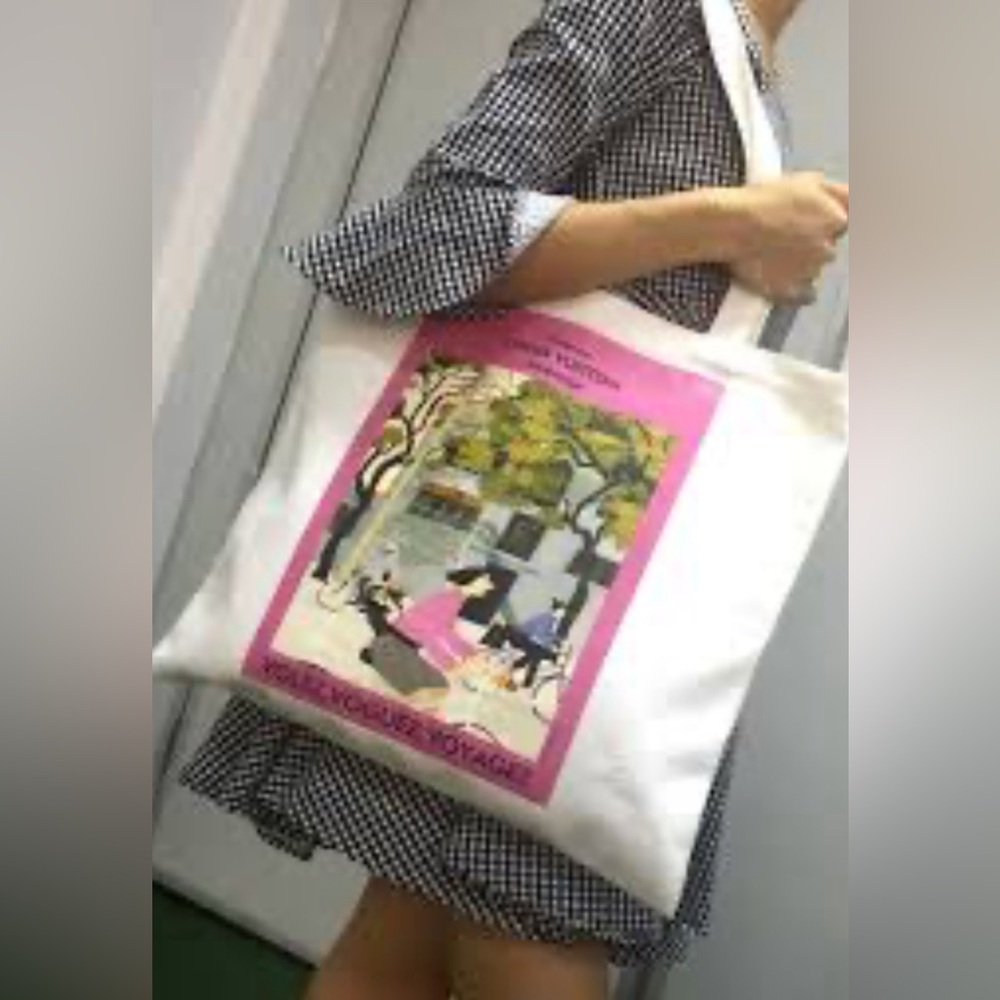 Louis Vuitton Shanghai Exhibition Museum Tote Bag- Limited Edition - Picture 7 of 7